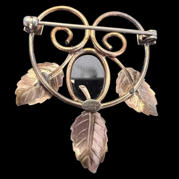 Vintage 1960s-1970s 1/20 12k Gold Filled Amco Black Onyx Three Leaf Brooch Pin - Picture 2 of 2